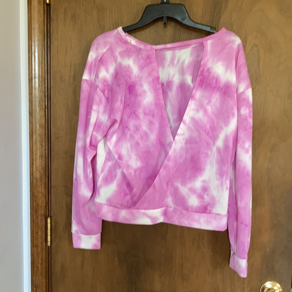 Top with cut out in back & jogger pant tie dye set pink M Juniors - Picture 6 of 17